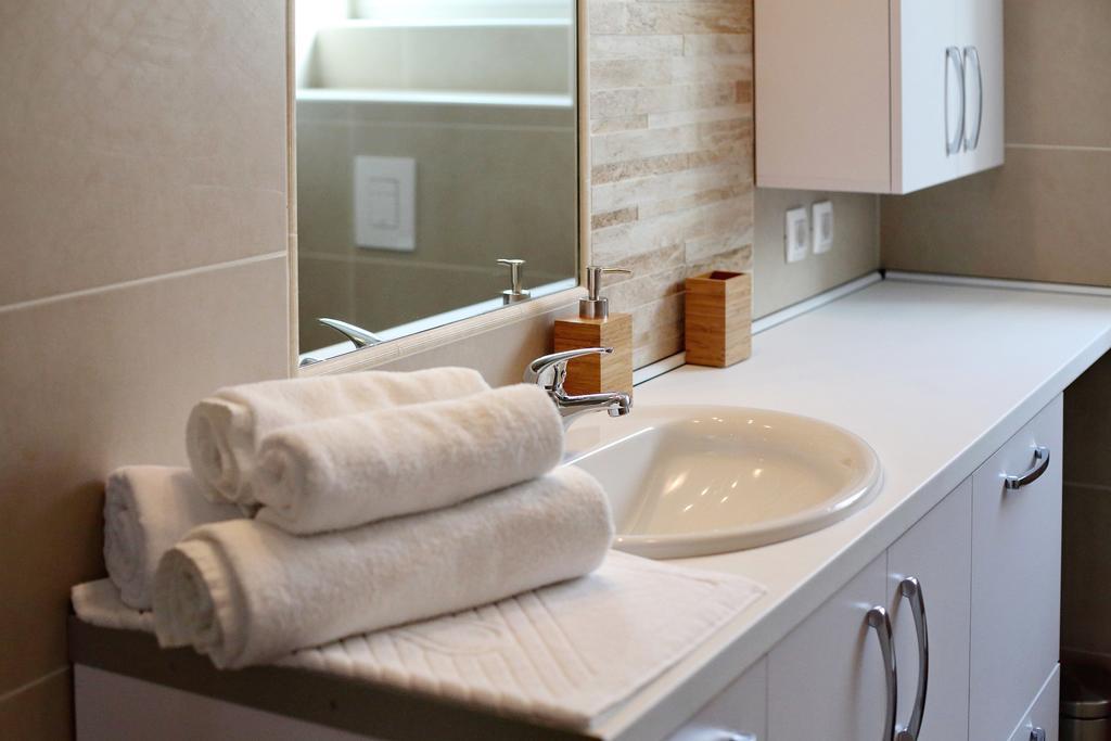 Luxury Apartments Sikiric With Fantastic View On The Sea Bibinje Exteriör bild
