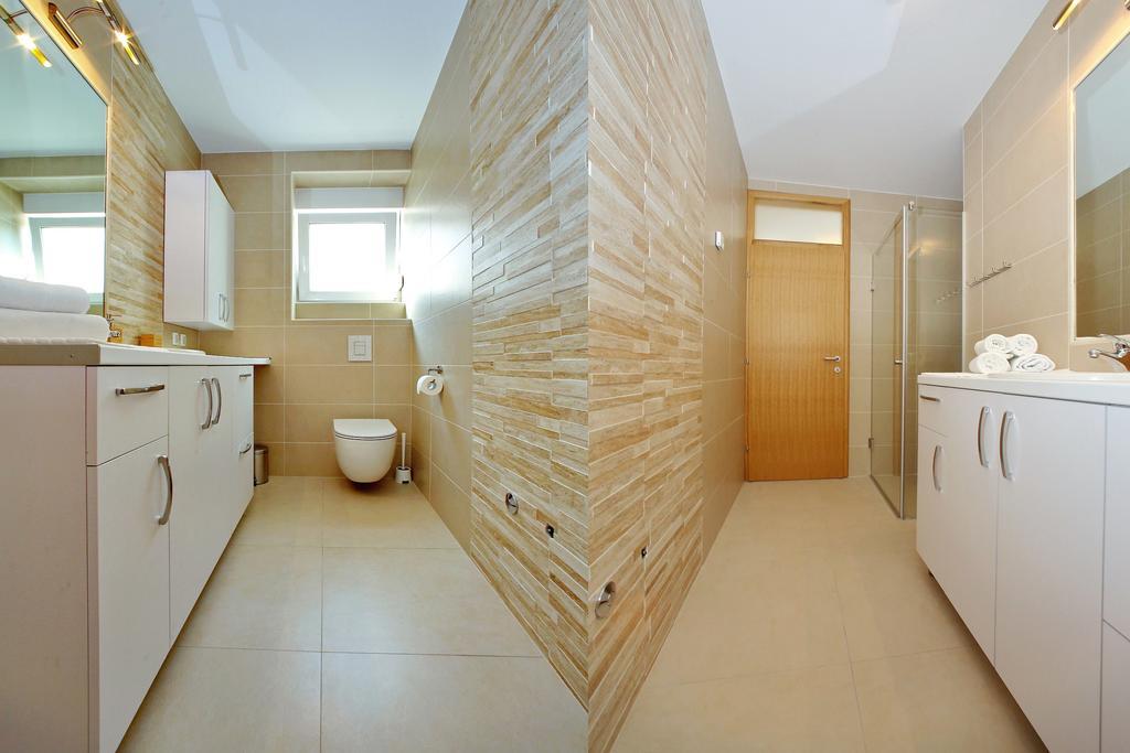 Luxury Apartments Sikiric With Fantastic View On The Sea Bibinje Exteriör bild