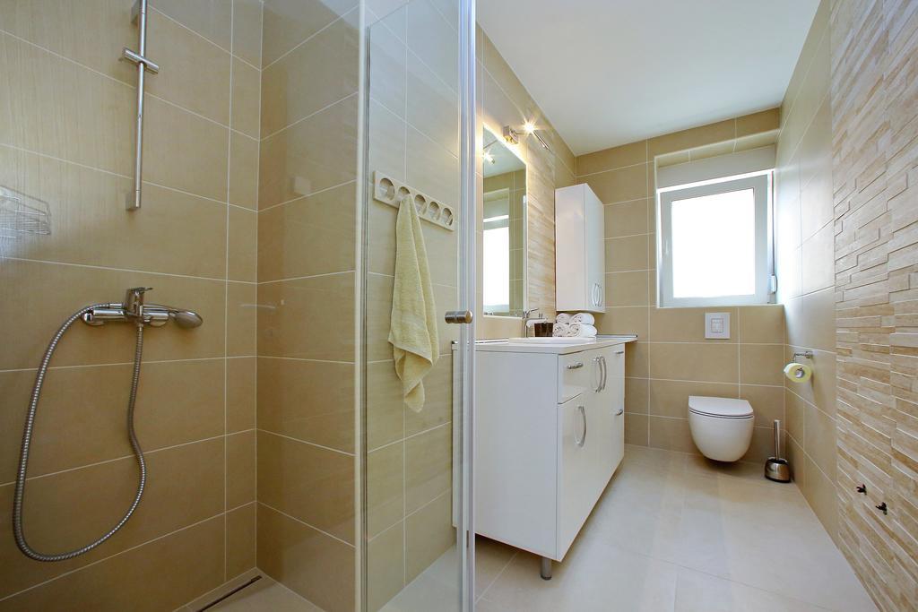 Luxury Apartments Sikiric With Fantastic View On The Sea Bibinje Exteriör bild