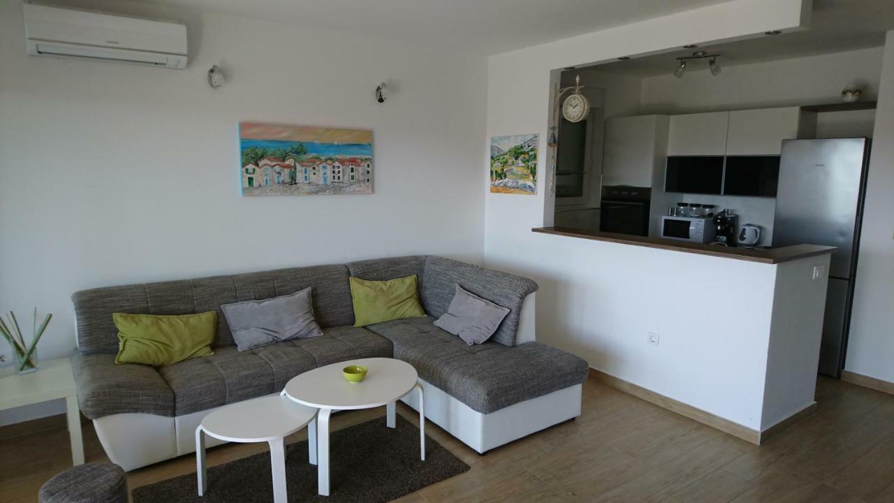 Luxury Apartments Sikiric With Fantastic View On The Sea Bibinje Exteriör bild